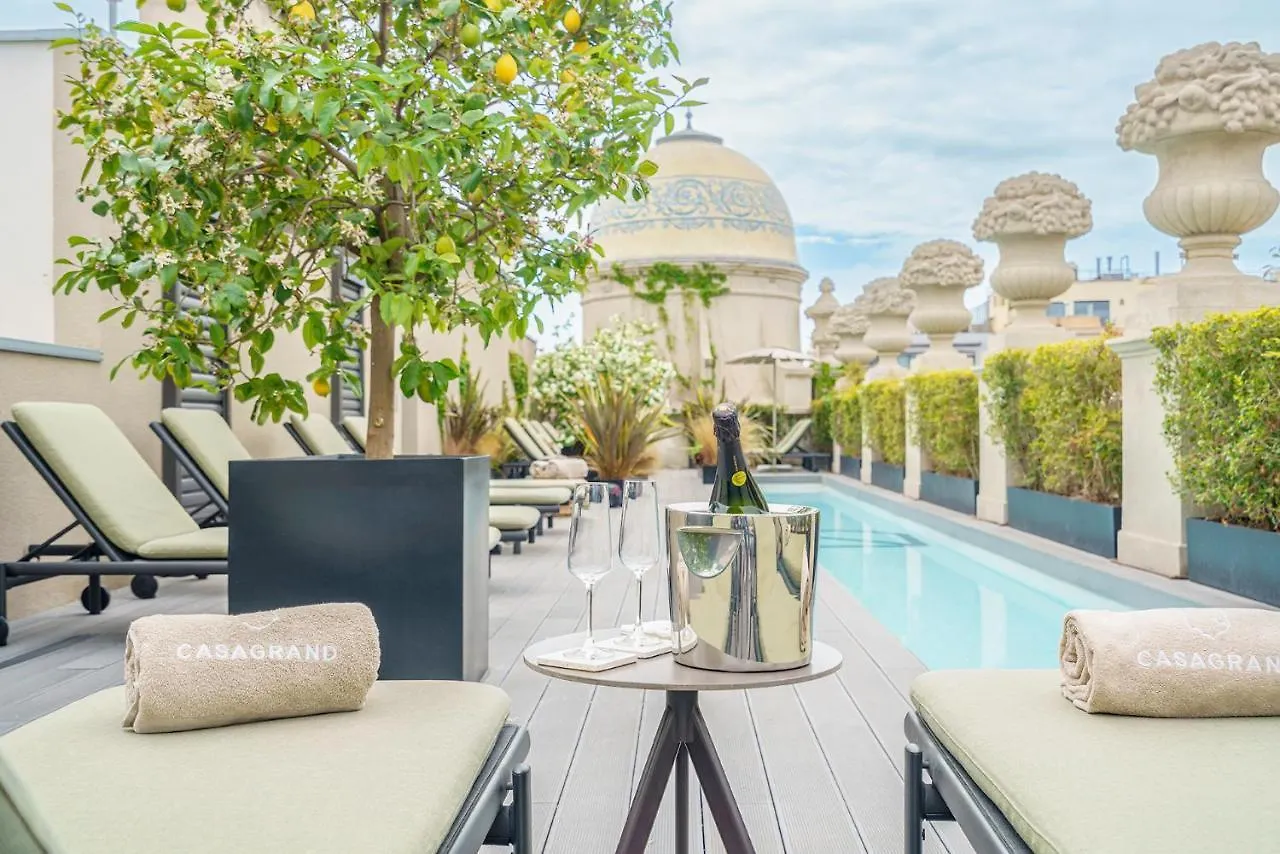 Casagrand Luxury Suites Barcelona Apartamento